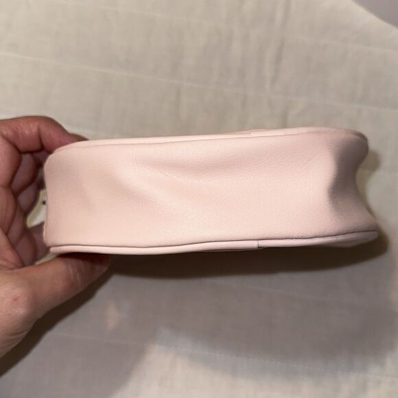 RL Cosmetics Blush Pink Faux Leather Circular Zip Make up Cosmetic Travel Bag - Picture 5 of 7